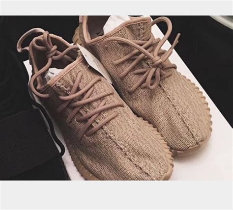 yeezy shoes tan.